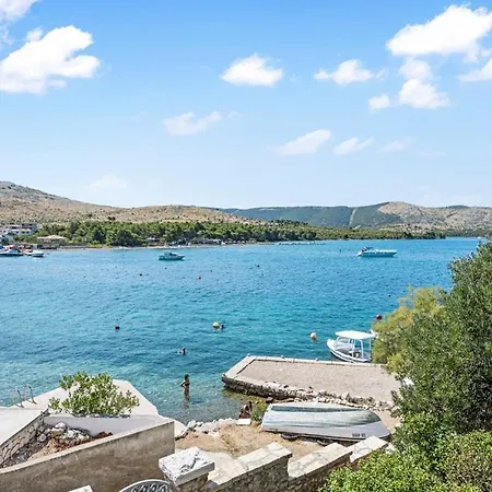 شقة Azur